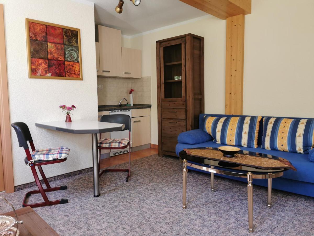 Ferienwohnung "Am Saalehaken" Gossitz Exterior photo